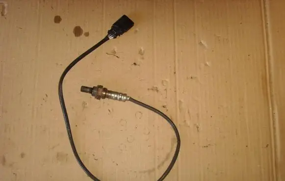 Audi A4 S4 B7 8E 8H Lambda probe sensor 06E906265P
