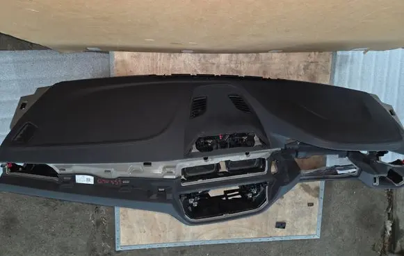 BMW 5 G30 G31 G38 Dashboard 6832914 G989555