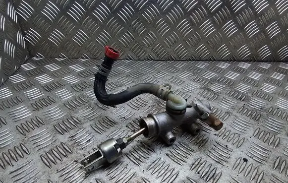 Lexus IS 220D-250-350 Clutch master cylinder