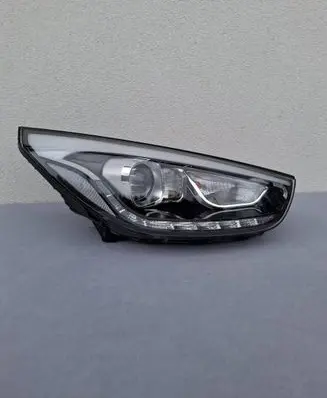 Hyundai ix35 Headlight/headlamp 921022SXXX 921022YXXX