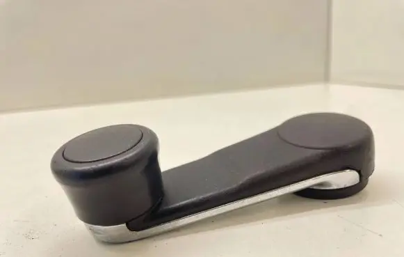 Audi 80 90 S2 B4 Rear door window winding handle 893837597B