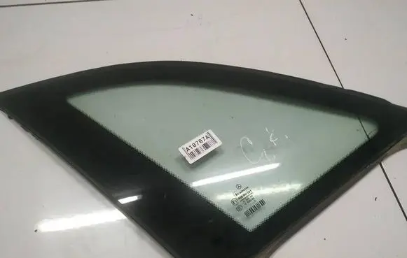 Mercedes-Benz B W245 Rear side window as2