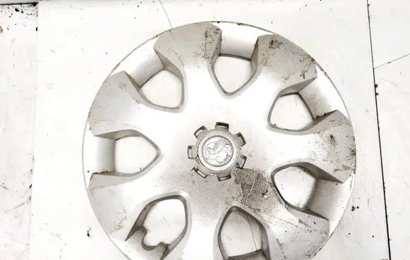 Opel Meriva B R16 wheel hub/cap/trim 13261588 13261589