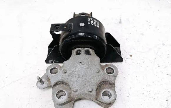 Buick Encore I Engine mount bracket 42476586