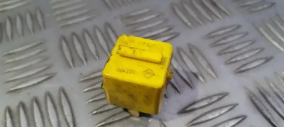 BMW 5 E34 Other relay 61311378301 61.311378301