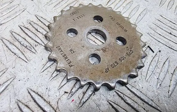 Audi A8 S8 D3 4E Timing chain sprocket 079109570AP