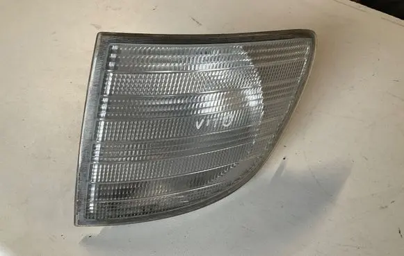 Mercedes-Benz Vito Viano W638 Front indicator light
