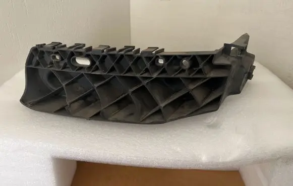 Dodge Durango III Headlight/headlamp mounting bracket T300841B 16352AB 60586
