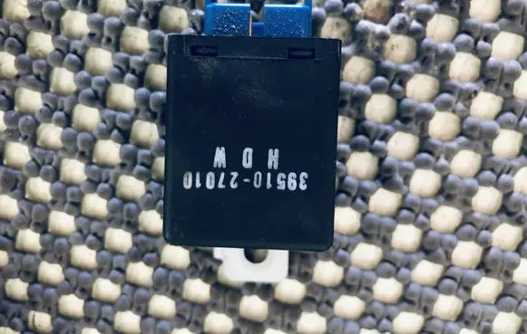 KIA Ceed Other relay 3951027010