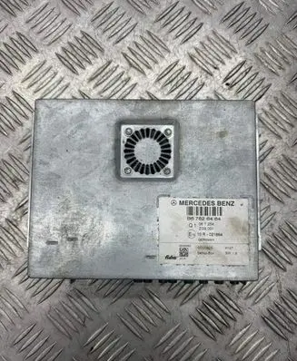 Mercedes-Benz E W211 Alarm control unit/module 10R021864 B67826464 0000925