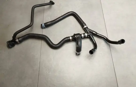 Audi Q4 Sportback e-tron Engine coolant pipe/hose 1EA122101CG
