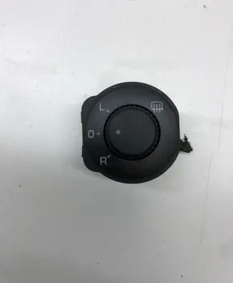 Skoda Fabia Mk2 (5J) Wing mirror switch 5J1959565