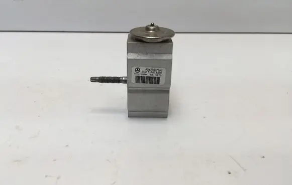 Air conditioning (A/C) expansion valve