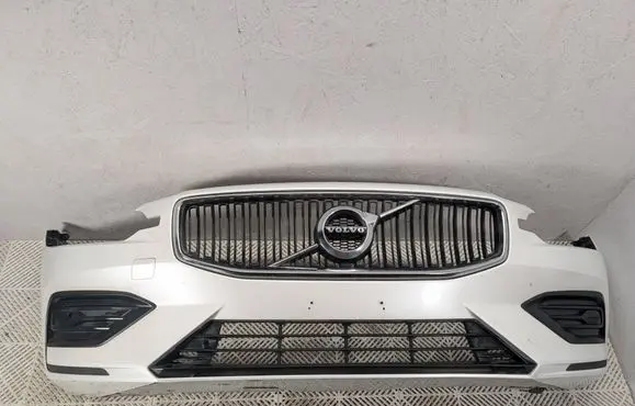 Volvo V60 Front bumper 31690589 32217747