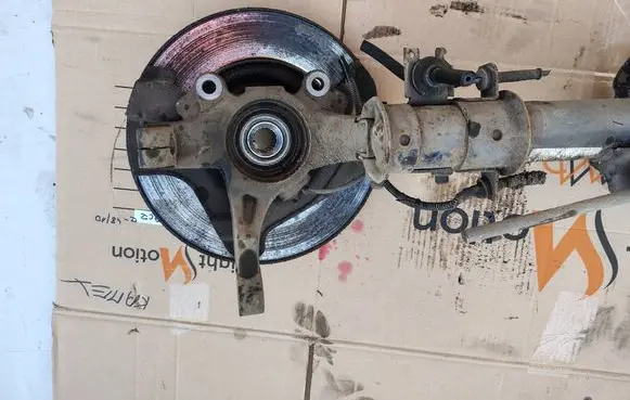 Fiat Qubo Front wheel hub spindle knuckle 