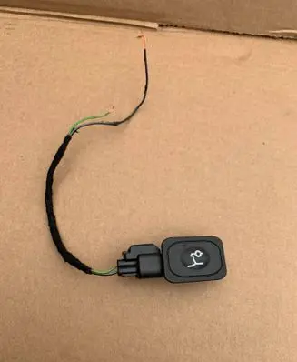Ford Kuga II Tailgate opening switch DJ5T-14K147-AA