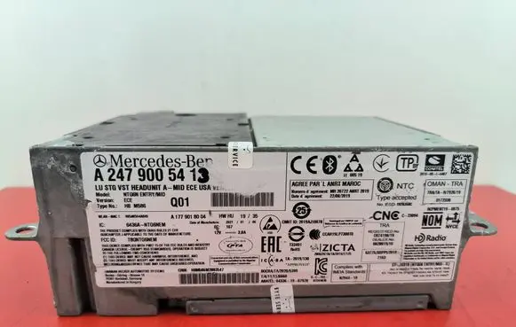 Radio/CD/DVD/GPS head unit