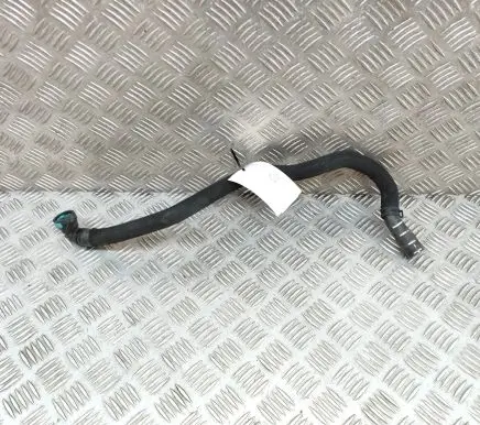 Land Rover Discovery 5 Engine coolant pipe/hose FPLA8K576CA