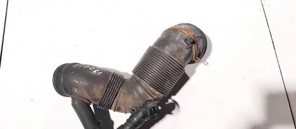 Skoda Octavia Mk2 (1Z) Air intake hose/pipe 3c0129654
