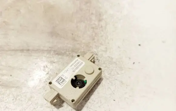 BMW 3 E90 E91 Antenna control unit 699009005 6990090-05