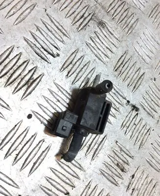 Land Rover Discovery 4 - LR4 Turbo solenoid valve 702436