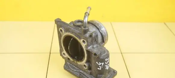 Mazda 6 Throttle body valve SH01136BO SH01
