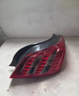 Peugeot 508 Rear/tail lights 9686293680