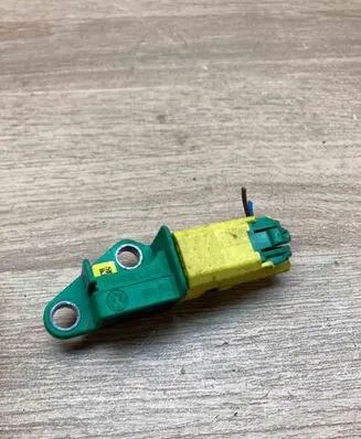 Audi A6 S6 C6 4F Airbag deployment crash/impact sensor 1K0909606C 5WK43544