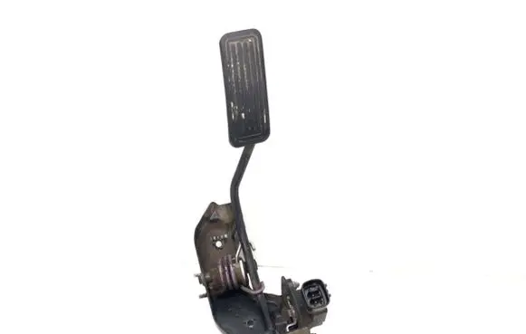 Toyota Avensis T250 Accelerator throttle pedal