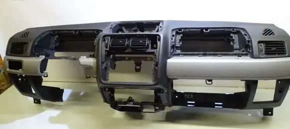 Mitsubishi Pajero Dashboard