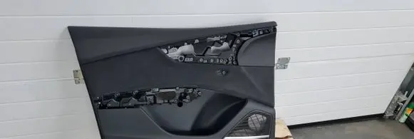Audi RS Q8 Trunk/boot side trim panel 4M8867105E 702987