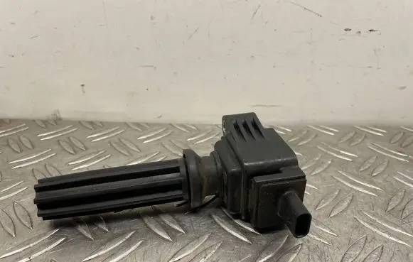 Ford Focus High voltage ignition coil CM5E12A366CB