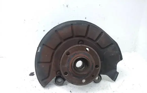 Volkswagen Touran II Front wheel hub spindle knuckle