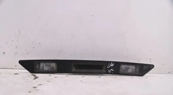 Audi A6 S6 C6 4F Number plate light 8P4827574
