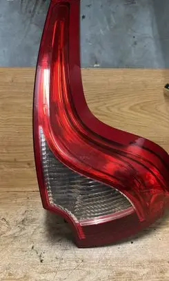 Volvo XC60 Tailgate rear/tail lights 31323034