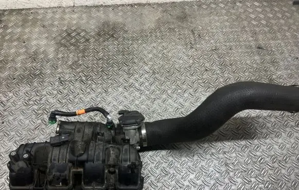 Ford Explorer VI Intake manifold L1M39B325