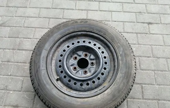 Nissan Primera R15 spare wheel 19565R15