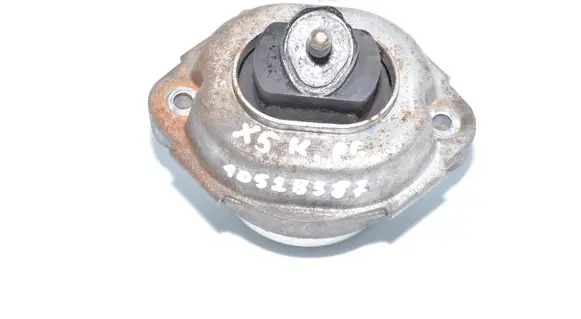 BMW X5 E53 Engine mount bracket 6758444