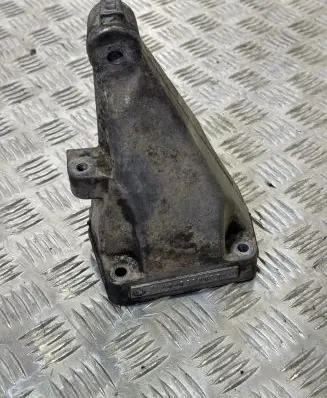 Mercedes-Benz Vito Viano W639 Engine mounting bracket A6462230204