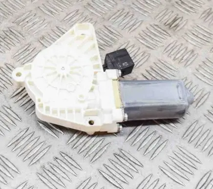 Mercedes-Benz E A207 Rear door window regulator motor A2078200542 934532102