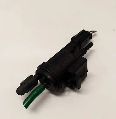 Mercedes-Benz C W203 Turbo solenoid valve 0025401497