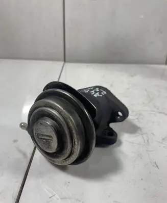 Audi A4 S4 B7 8E 8H EGR valve 03T7248