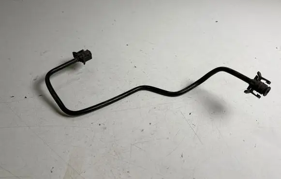 Ford Mustang VI Vacuum line/pipe/hose FR3C133778AA