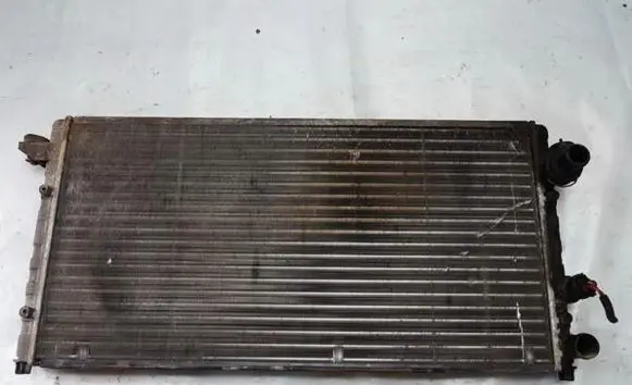 Volkswagen PASSAT B4 Coolant radiator