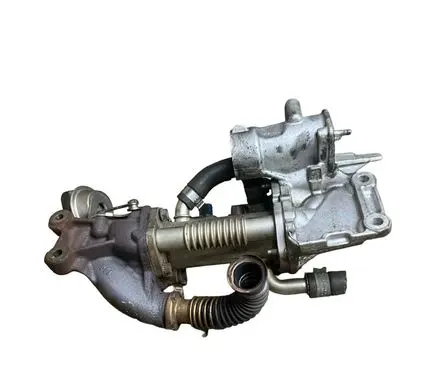 Renault Megane III EGR valve cooler 147355713R 070612A