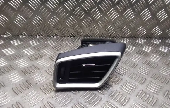 Dashboard side air vent grill/cover trim