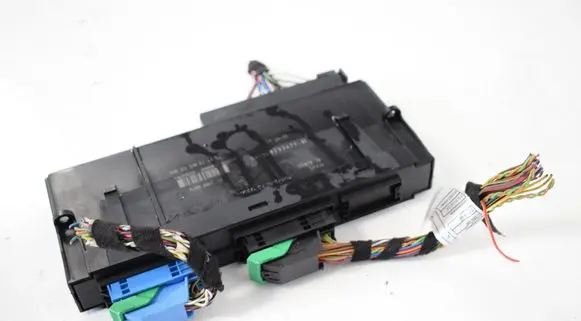 BMW 3 E92 E93 Central body control module 9253477