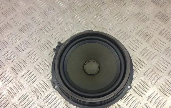 Jaguar XF X250 Subwoofer speaker