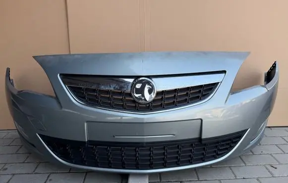 Opel Astra J Front bumper 13264403
