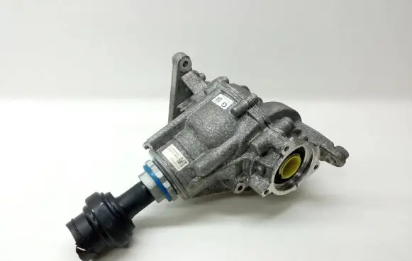 BMW 1 F40 Gearbox transfer box case 7934642